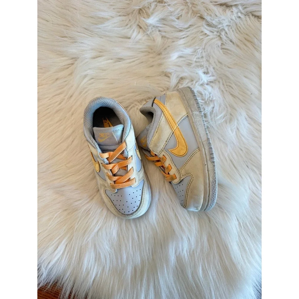 Nike toddler size 7C sneakers